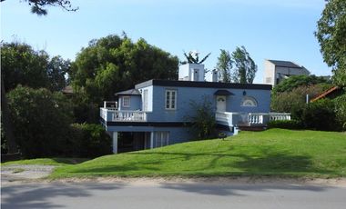 AVENIDA  LIBERTADOR A 3 CUADRAS DE LA PLAYA