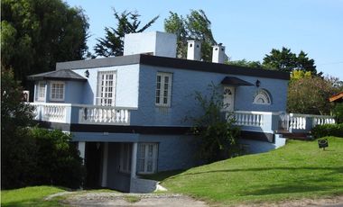 AVENIDA  LIBERTADOR A 3 CUADRAS DE LA PLAYA