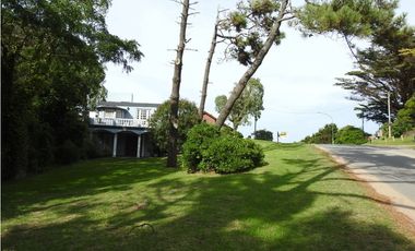 AVENIDA  LIBERTADOR A 3 CUADRAS DE LA PLAYA