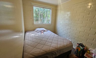 CASA ESQUINA EN LOS FUNDADORES