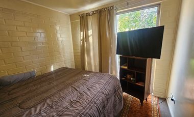 CASA ESQUINA EN LOS FUNDADORES