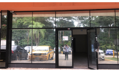 LOCAL COMERCIAL EN  ALBROOK  COMMERCIAL PARK  193M2 PLANTA BAJA