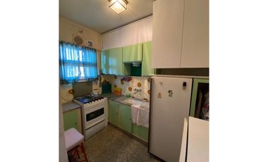 EN VENTA - DEPARTAMENTO 2 AMB