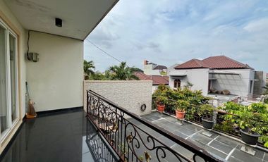 Rumah Luas 2 Lt SHM 15 Menit ke Gerbang Tol Jati Warna 1 J-38304