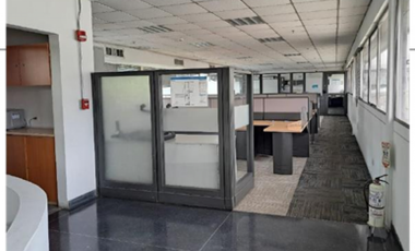 SE ARRIENDA OFICINA AMOBLDA BOGOTA PARA 1000 puestos de trabajo