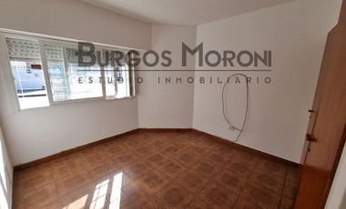 Casa PH en venta en Ramos Mejia Sur