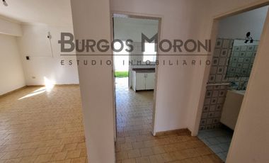 Casa PH en venta en Ramos Mejia Sur