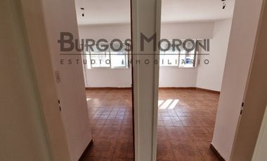Casa PH en venta en Ramos Mejia Sur