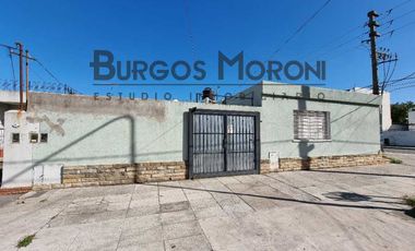 Casa PH en venta en Ramos Mejia Sur