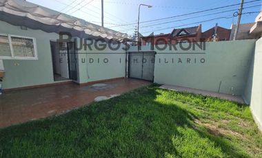 Casa PH en venta en Ramos Mejia Sur