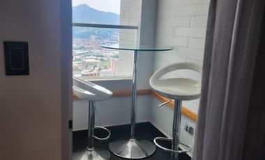 apartamento en arriendo en el carmelo. Cod A512329