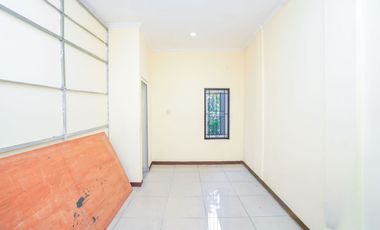 Rumah 3 Lt dekat Pintu Tol Kukusan Siap Huni Dibantu KPR J-46477
