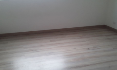 apartamento en venta en ciudad jardín. Cod V400185