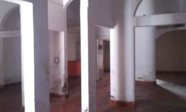 Casa acondicionada para comercio