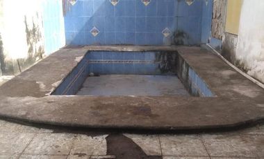 Casa acondicionada para comercio