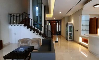 DIJUAL RUMAH MEWAH dgn LIFT dan S.POOL di PONDOK INDAH, JAKSEL