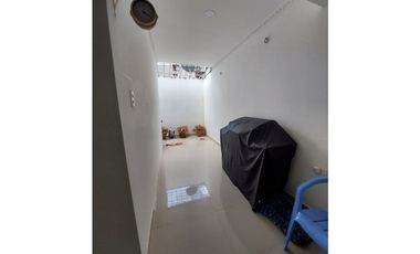 VENTA DE CASA DE DOS NIVELES EN BARRIO LA CASTELLANA DE MONTERIA