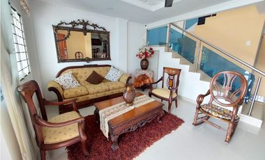 VENTA DE CASA DE DOS NIVELES EN BARRIO LA CASTELLANA DE MONTERIA