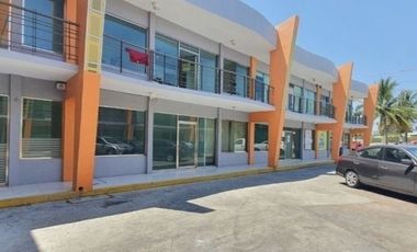 Renta de Local en Plaza PREMIUM