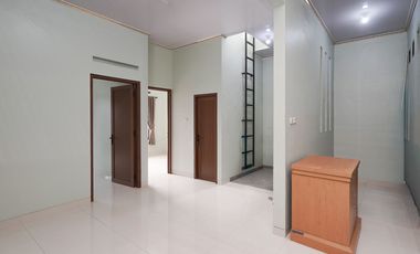 Rumah LB 140 SHM 10 Mnt ke Gerbang Tol Jati Warna Bebas Banjir J-46929