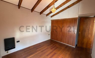 Se vende casa en Miraflores Alto