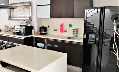 PR12149 CASA A LA RENTA EN SECTOR LOMA DEL CHOCHO, ENVIGADO