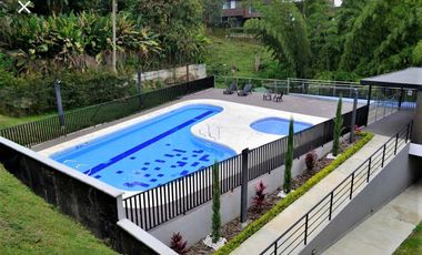 PR12149 CASA A LA RENTA EN SECTOR LOMA DEL CHOCHO, ENVIGADO