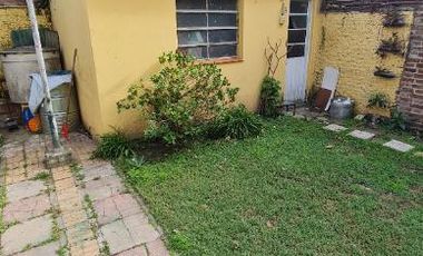 Departamento Tipo Casa en venta en Lanus Oeste