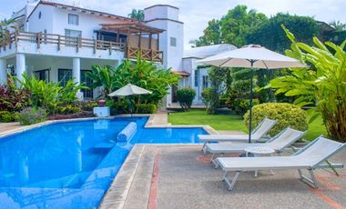 Villa 2 Gaviotas, Marina Vallarta - Condominio en venta en Golf Course Marina Vallarta, Residential, Puerto Vallarta