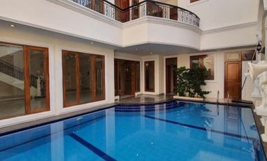 DIJUAL RUMAH di Jl DUTA NIAGA, PONDOK INDAH, JAKSEL (SANGAT MENARIK)