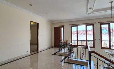 DIJUAL RUMAH di Jl DUTA NIAGA, PONDOK INDAH, JAKSEL (SANGAT MENARIK)