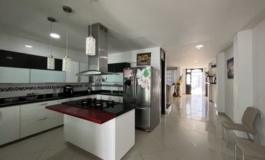 casa en venta en costa azul. Cod V103801