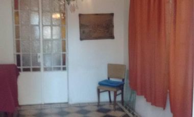 ALQUILO LUGAR PARA OFICINA O CONSULTORIO EN TAPIALES.