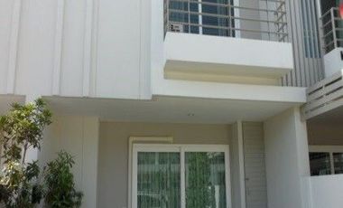 2 Bedroom Townhouse for sale at The Urbana 2