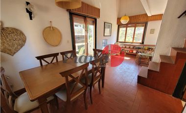 Dúplex en Venta - Zona Dúplex - 4 ambientes - Construcción solida