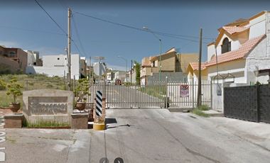 CASA EN BARRANCAS FDC 331
