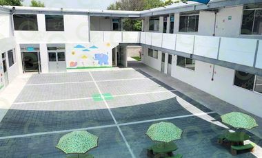 Edificio equipado ideal para escuela o guardería en Querétaro