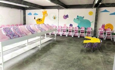 Edificio equipado ideal para escuela o guardería en Querétaro