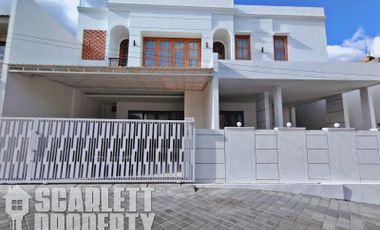 Rumah Baru Dengan Kolam Renang di JL Palagan Km 7 Dekat UGM dan JCM