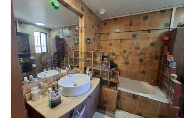 CASA EN VENTA, 6D 5B, LAS CONDES