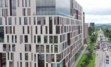 oficina en arriendo en modelia. Cod A700354