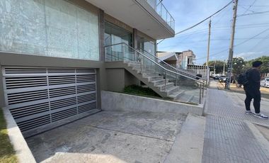 edificio en arriendo/venta en paraíso. Cod A91936