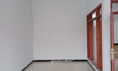 Disewakan Rumah Lokasi Dekat Judanda Tepatnya Di Permata Gedangan