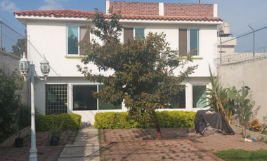 cesion de Derechos Bonita Casa en Zona Fresca Árboles Frutales