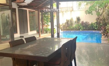 Rumah Hook Luas Disewakan Di Lokasi Premium Di Pondok Indah