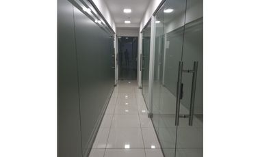 Se Alquilan Oficinas Cinta Costera desde 300 Mts $3,600,oo