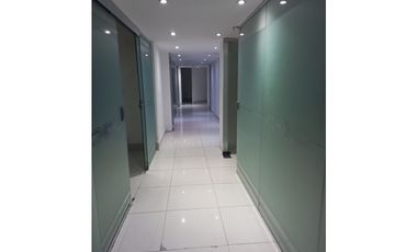 Se Alquilan Oficinas Cinta Costera desde 300 Mts $3,600,oo