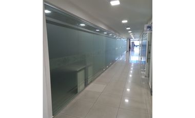 Se Alquilan Oficinas Cinta Costera desde 300 Mts $3,600,oo