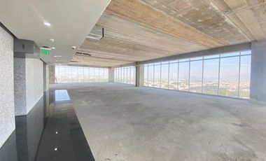 ¡HERMOSAS OFICINAS EN EL COUNTRY!