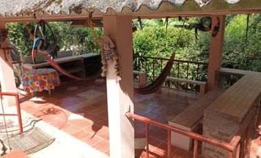 finca en venta en la mesa. Cod V3498